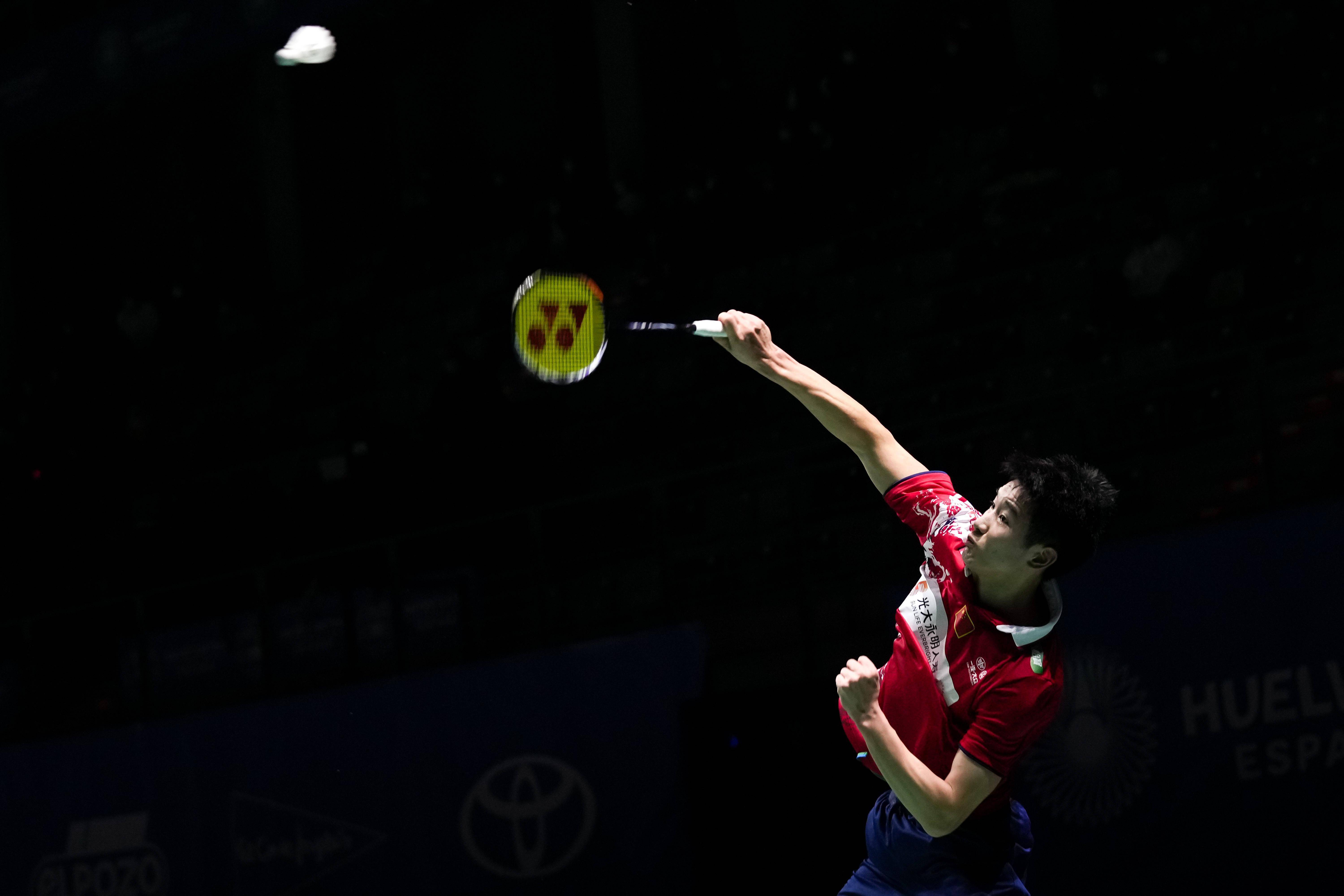 他不仅利用 他不仅利用