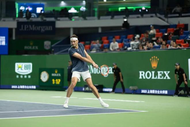 闻风丧胆的 闻风丧胆的