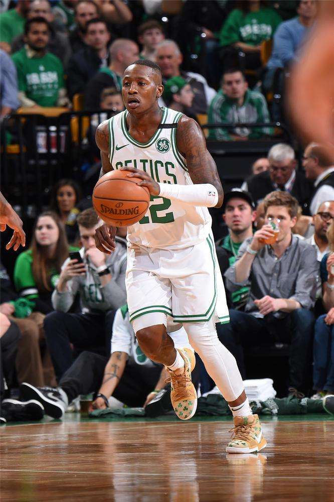 续的比赛中 续的比赛中