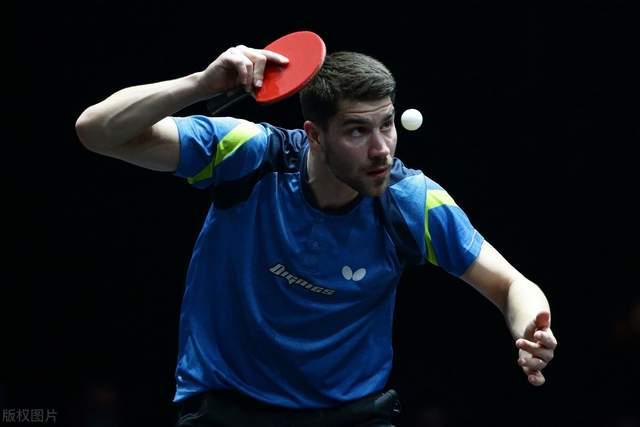 足球攻防 足球攻防