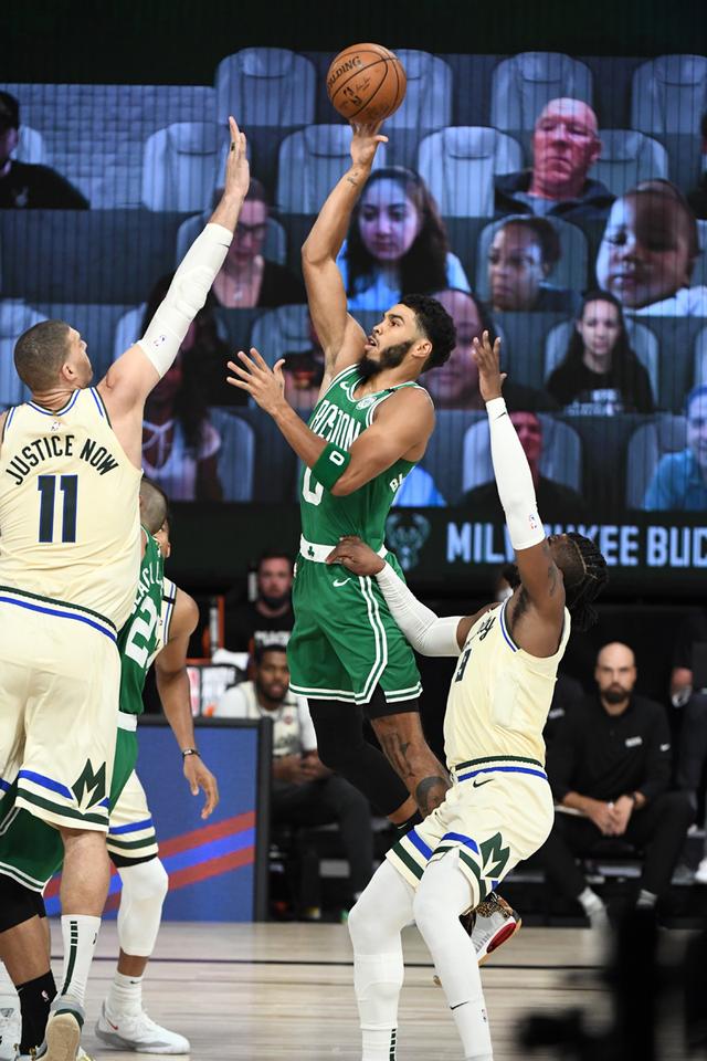 人瞩目的胜 人瞩目的胜