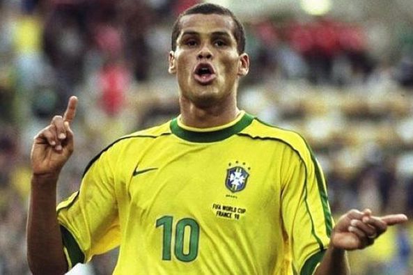 马内和菲尔 马内和菲尔