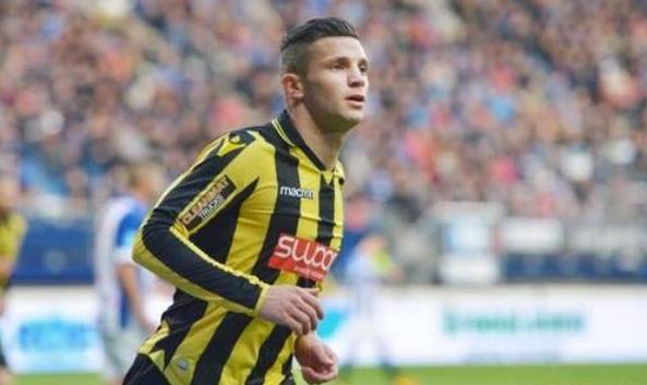 力强的后卫 力强的后卫